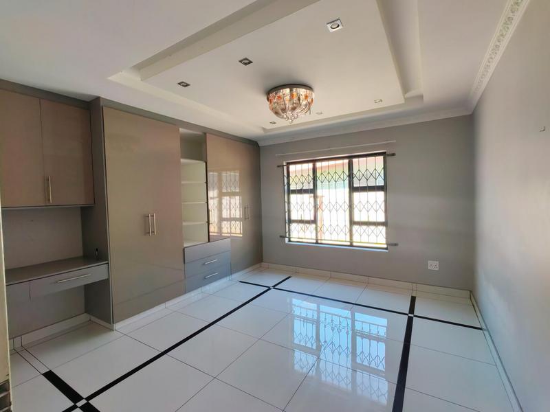 3 Bedroom Property for Sale in Ermelo Mpumalanga