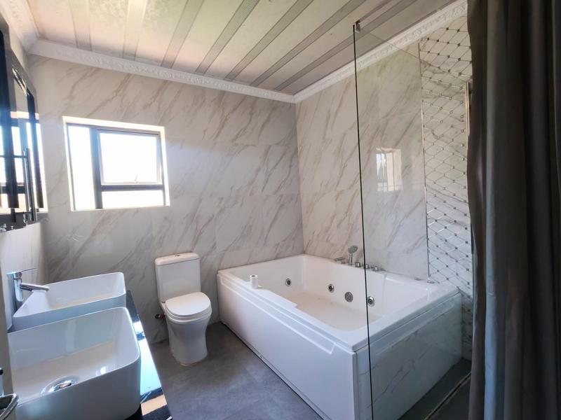 3 Bedroom Property for Sale in Ermelo Mpumalanga