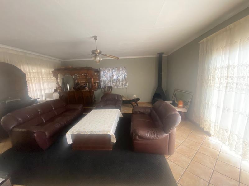 4 Bedroom Property for Sale in Mineralia Mpumalanga