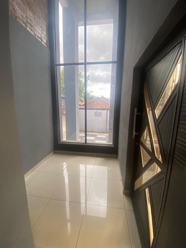 7 Bedroom Property for Sale in Mineralia Mpumalanga