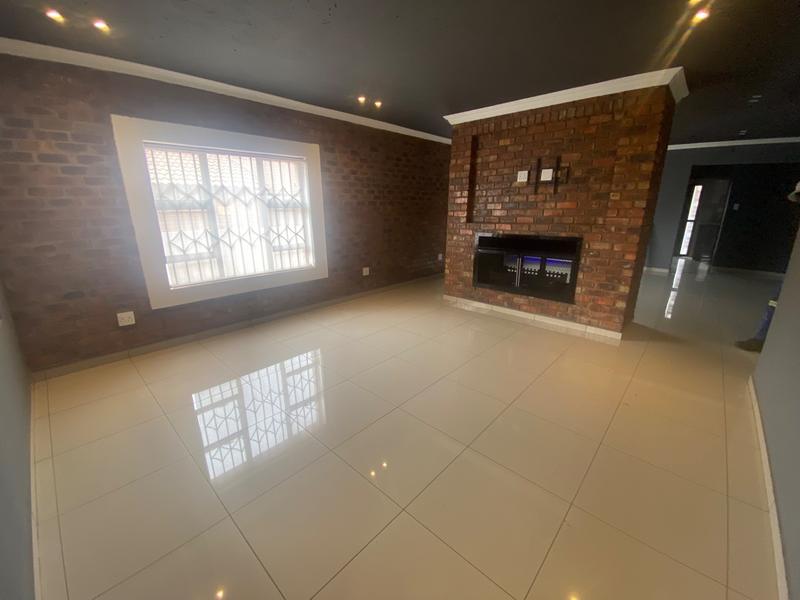 7 Bedroom Property for Sale in Mineralia Mpumalanga