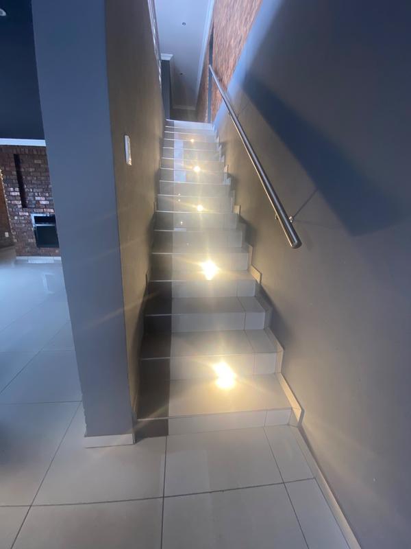 7 Bedroom Property for Sale in Mineralia Mpumalanga