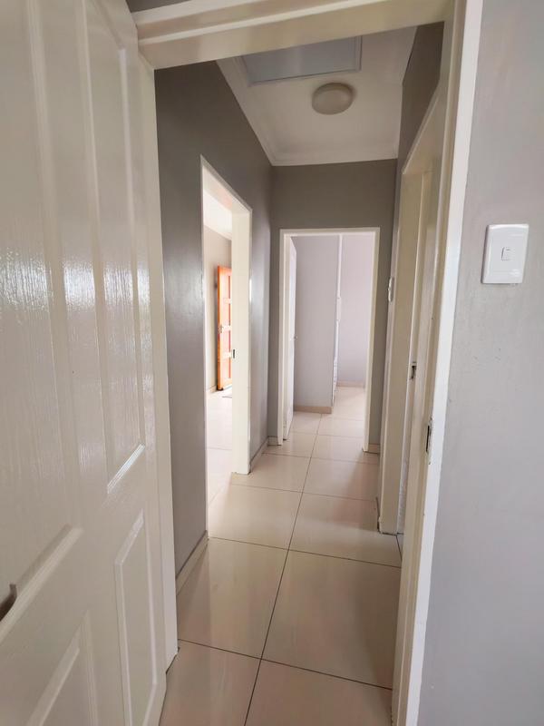 2 Bedroom Property for Sale in Ermelo Mpumalanga