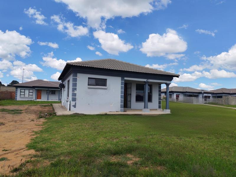 2 Bedroom Property for Sale in Ermelo Mpumalanga