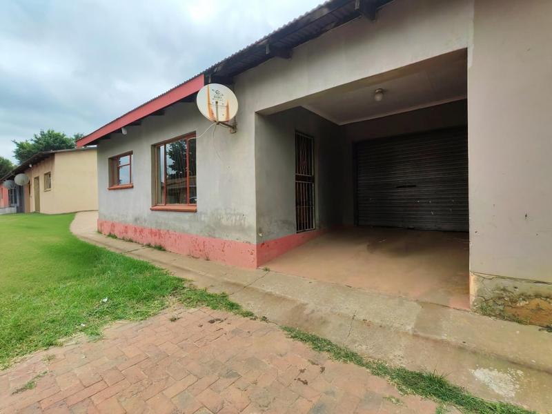 2 Bedroom Property for Sale in Ermelo Mpumalanga
