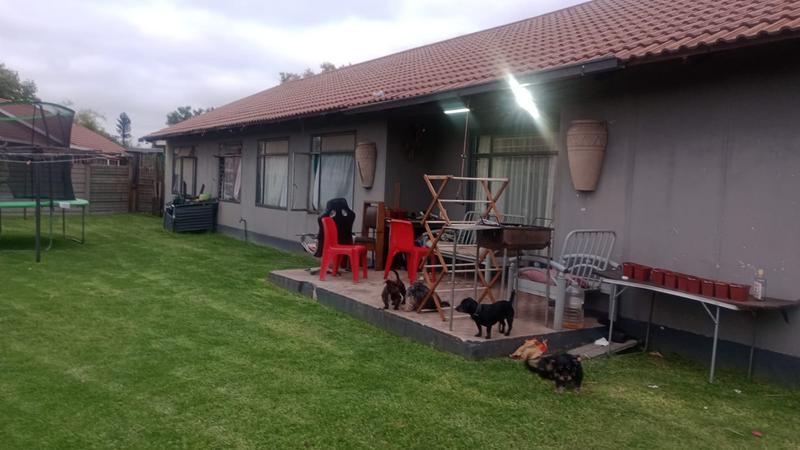 9 Bedroom Property for Sale in Secunda Mpumalanga
