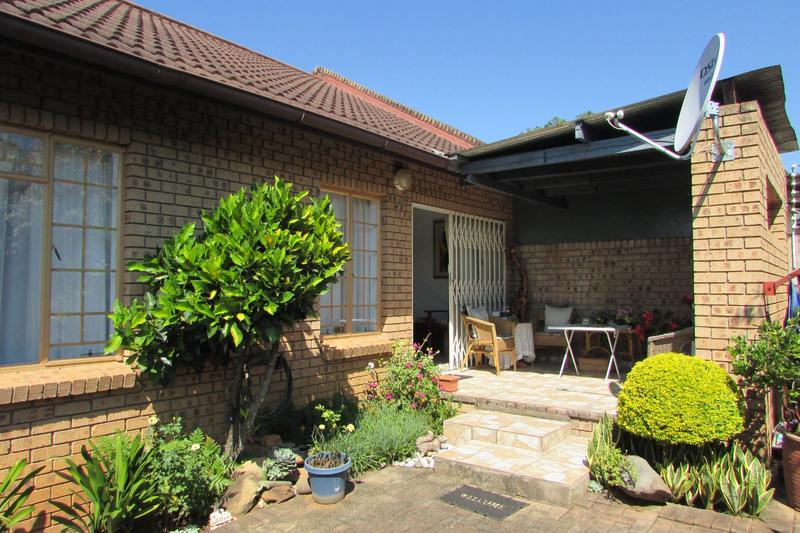 2 Bedroom Property for Sale in White River Mpumalanga
