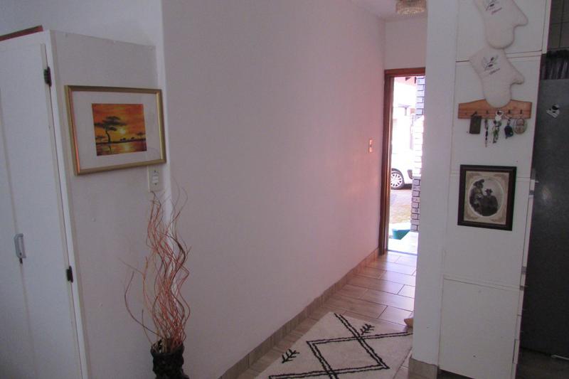 2 Bedroom Property for Sale in White River Mpumalanga