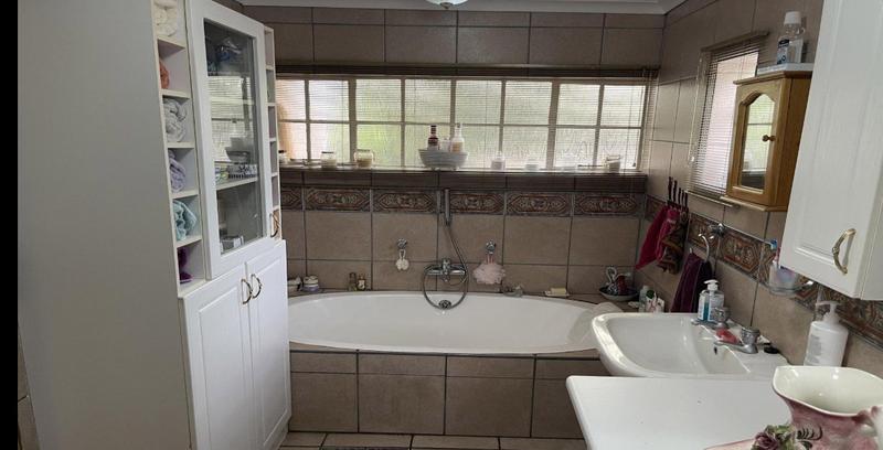 4 Bedroom Property for Sale in Secunda Mpumalanga