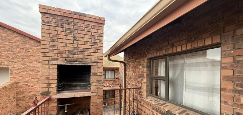 2 Bedroom Property for Sale in Secunda Mpumalanga