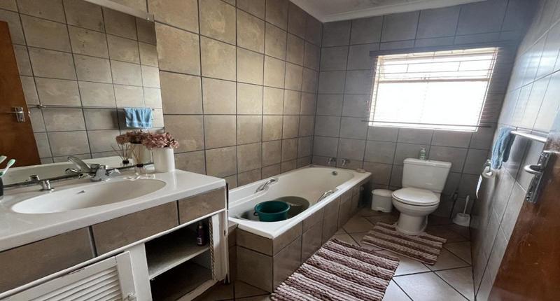 4 Bedroom Property for Sale in Secunda Mpumalanga