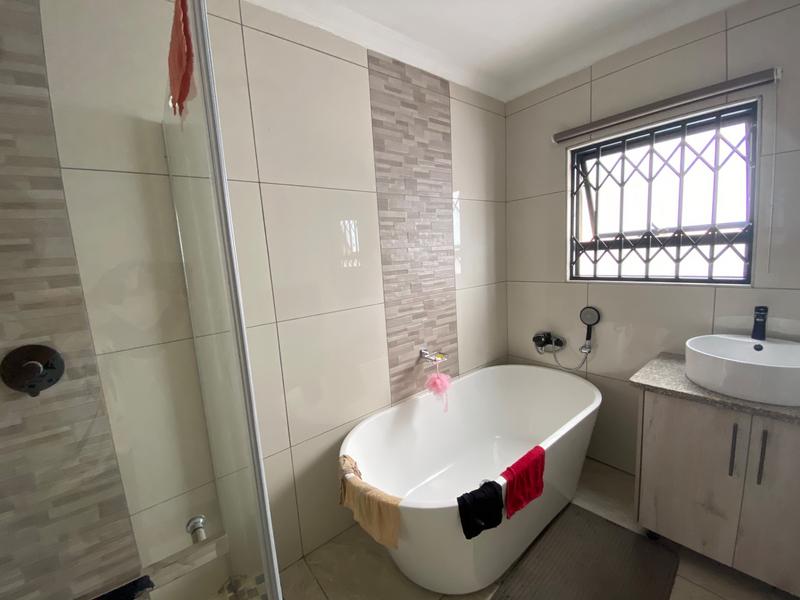 4 Bedroom Property for Sale in Aerorand Mpumalanga