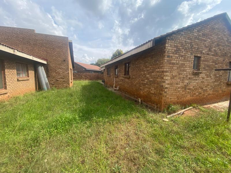 4 Bedroom Property for Sale in Aerorand Mpumalanga