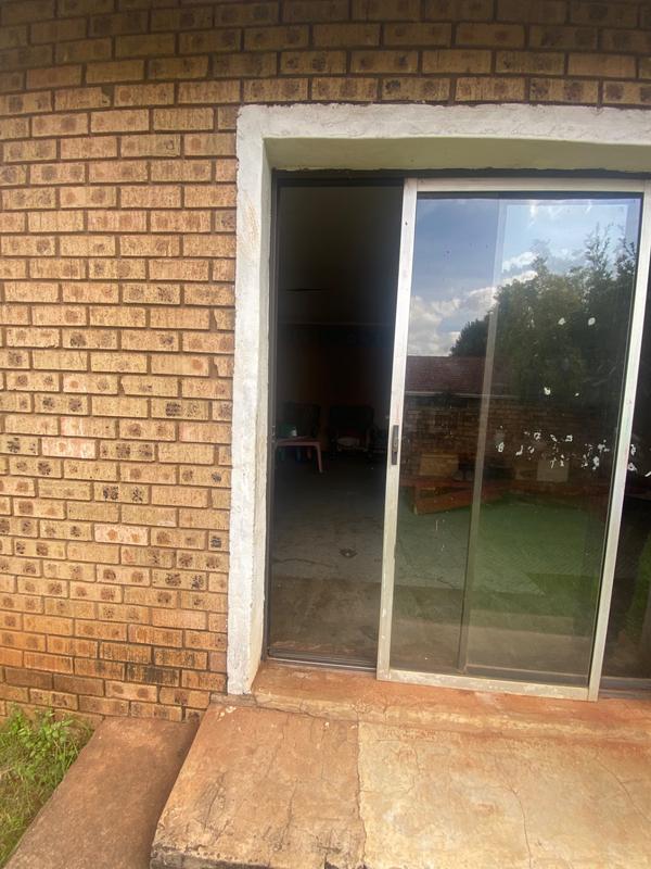 4 Bedroom Property for Sale in Aerorand Mpumalanga