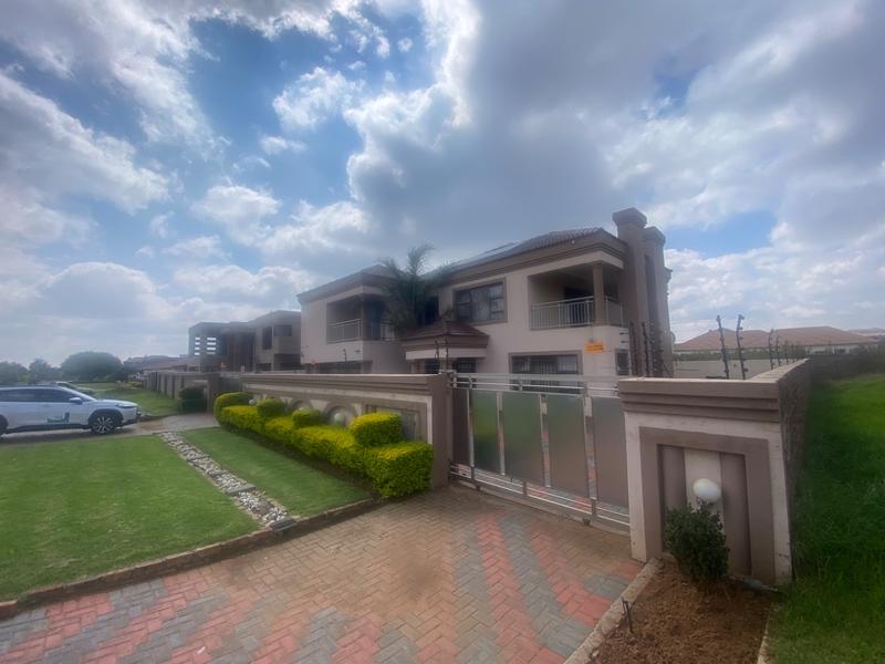 5 Bedroom Property for Sale in Aerorand Mpumalanga