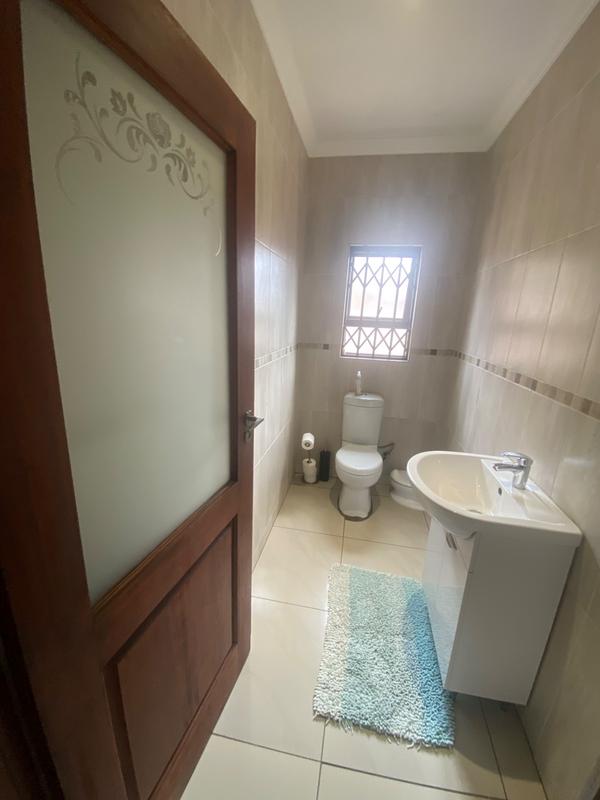 5 Bedroom Property for Sale in Aerorand Mpumalanga
