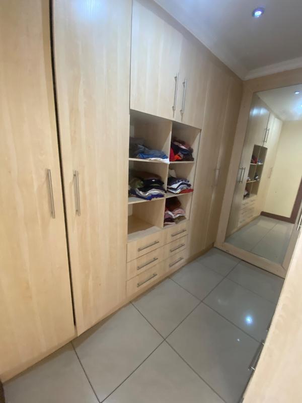 5 Bedroom Property for Sale in Aerorand Mpumalanga