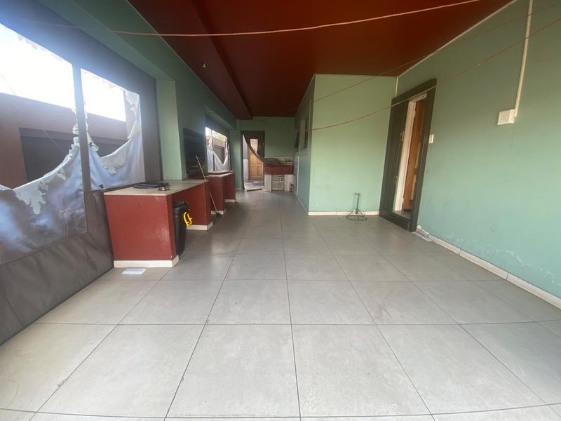 6 Bedroom Property for Sale in Aerorand Mpumalanga