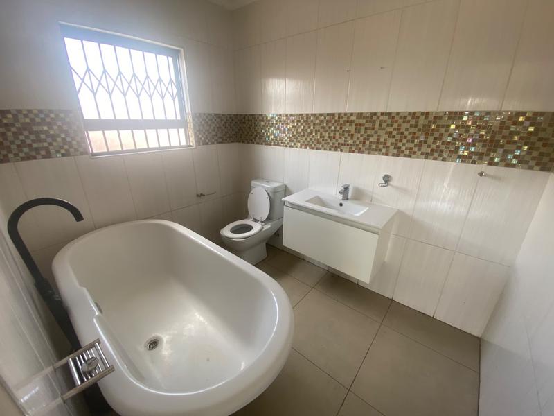 6 Bedroom Property for Sale in Aerorand Mpumalanga