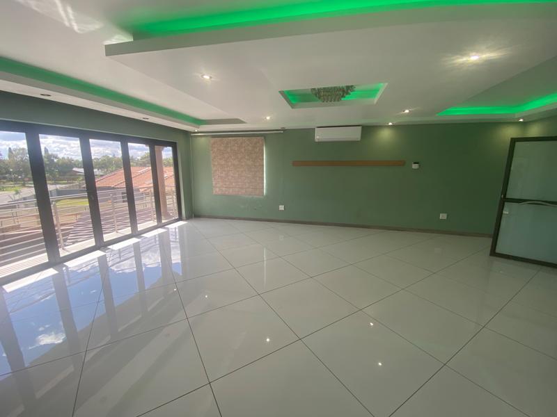 6 Bedroom Property for Sale in Aerorand Mpumalanga