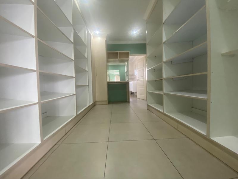 6 Bedroom Property for Sale in Aerorand Mpumalanga