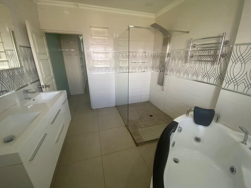 6 Bedroom Property for Sale in Aerorand Mpumalanga