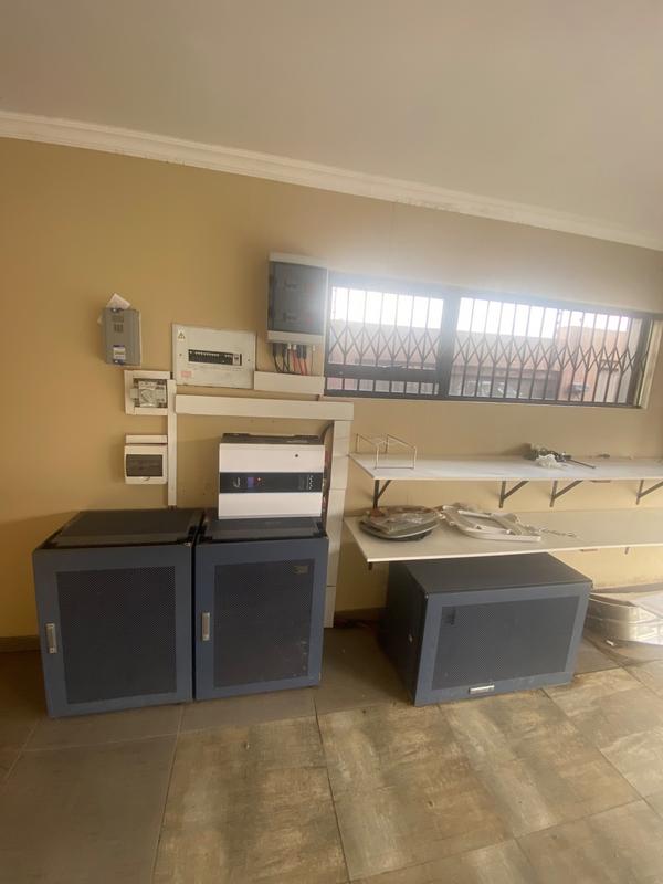 6 Bedroom Property for Sale in Aerorand Mpumalanga