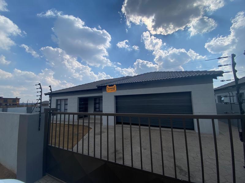 4 Bedroom Property for Sale in Aerorand Mpumalanga