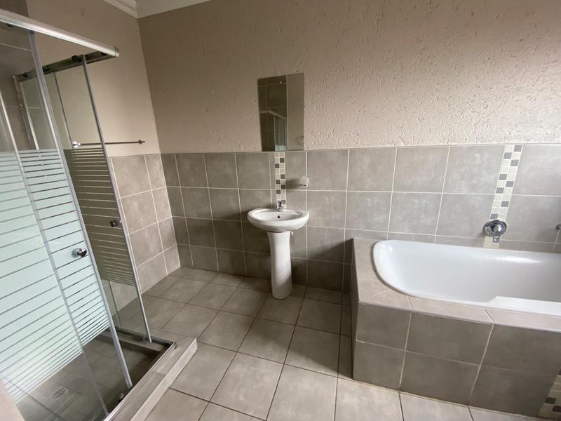 4 Bedroom Property for Sale in Aerorand Mpumalanga