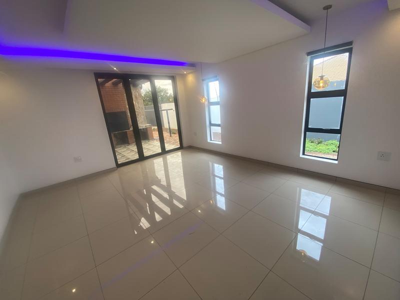4 Bedroom Property for Sale in Aerorand Mpumalanga