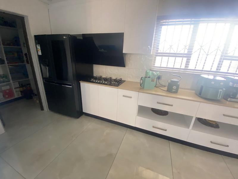 4 Bedroom Property for Sale in Aerorand Mpumalanga