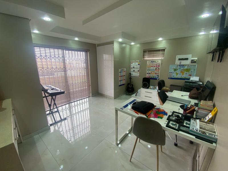 4 Bedroom Property for Sale in Aerorand Mpumalanga