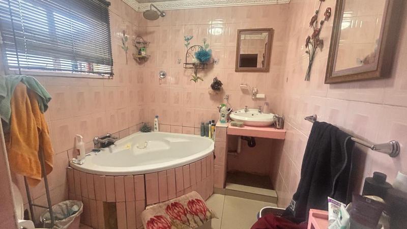 4 Bedroom Property for Sale in Standerton Mpumalanga