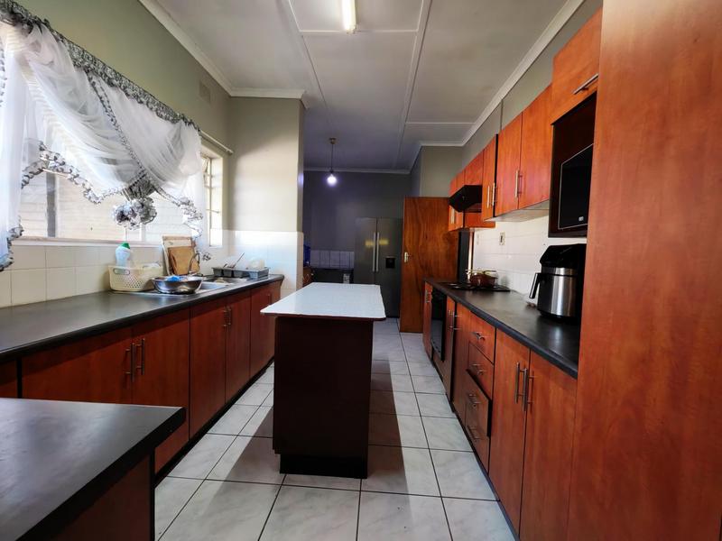 4 Bedroom Property for Sale in Ermelo Mpumalanga