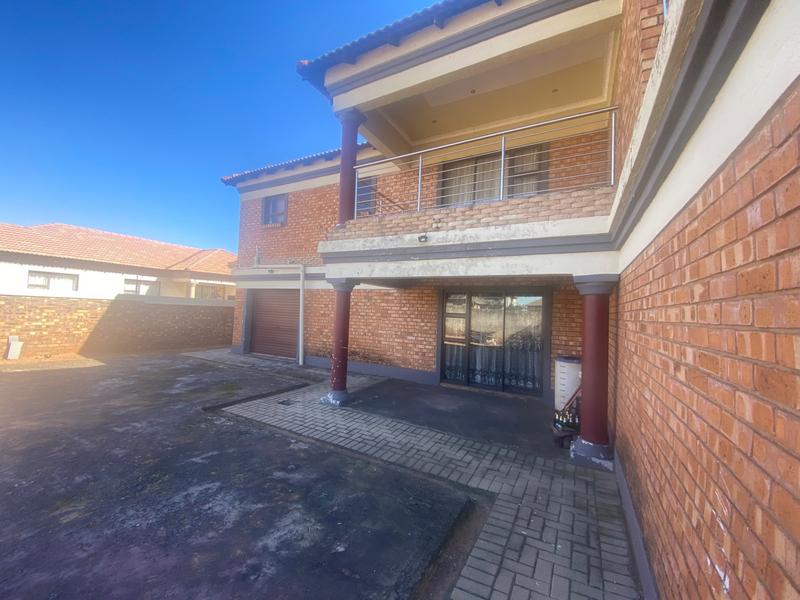 4 Bedroom Property for Sale in Aerorand Mpumalanga