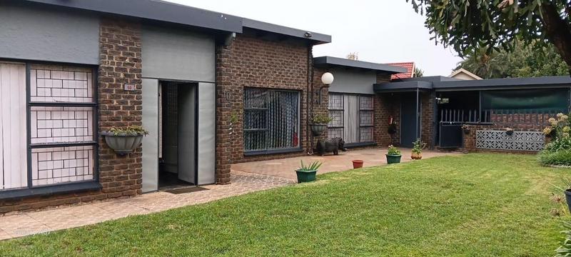 5 Bedroom Property for Sale in Delmas Mpumalanga
