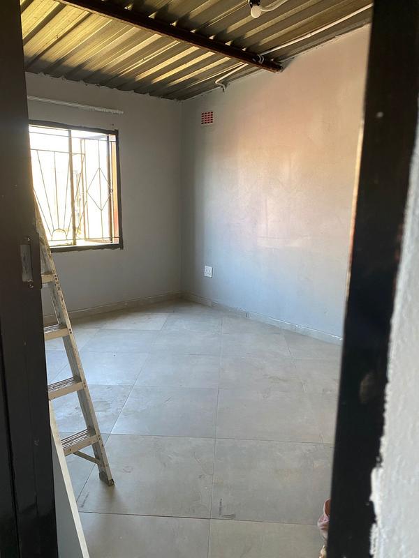 1 Bedroom Property for Sale in Botleng Ext 4 Mpumalanga