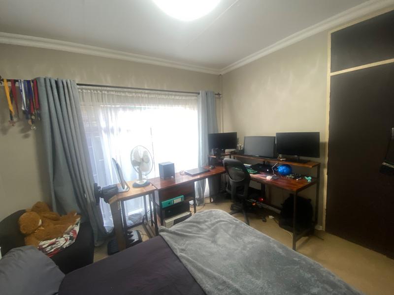 5 Bedroom Property for Sale in Kanonkop Mpumalanga