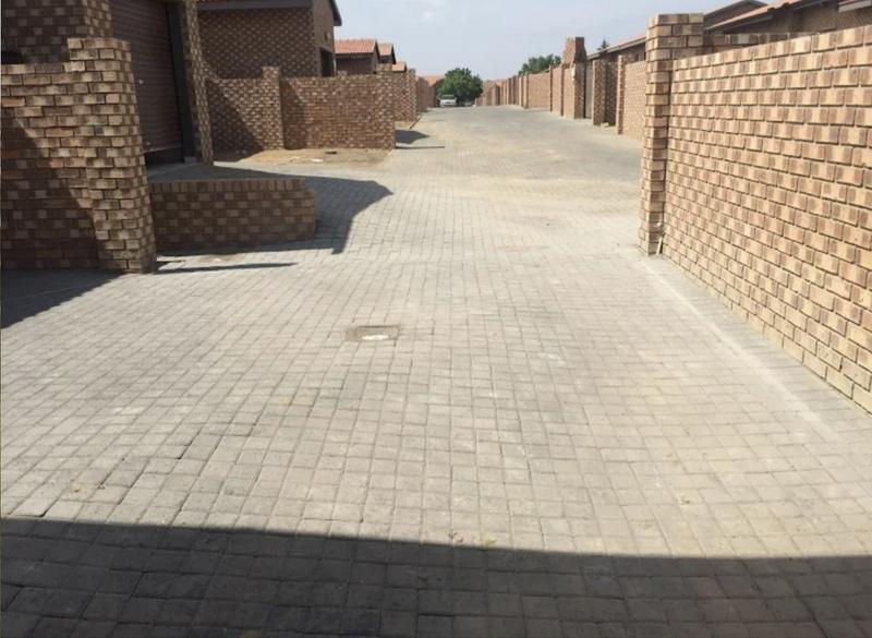 3 Bedroom Property for Sale in Ermelo Mpumalanga
