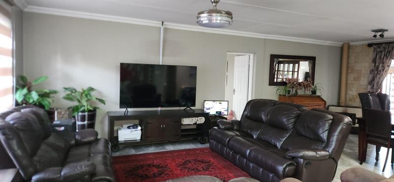 3 Bedroom Property for Sale in Secunda Mpumalanga