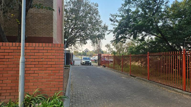 1 Bedroom Property for Sale in Witbank Ext 10 Mpumalanga
