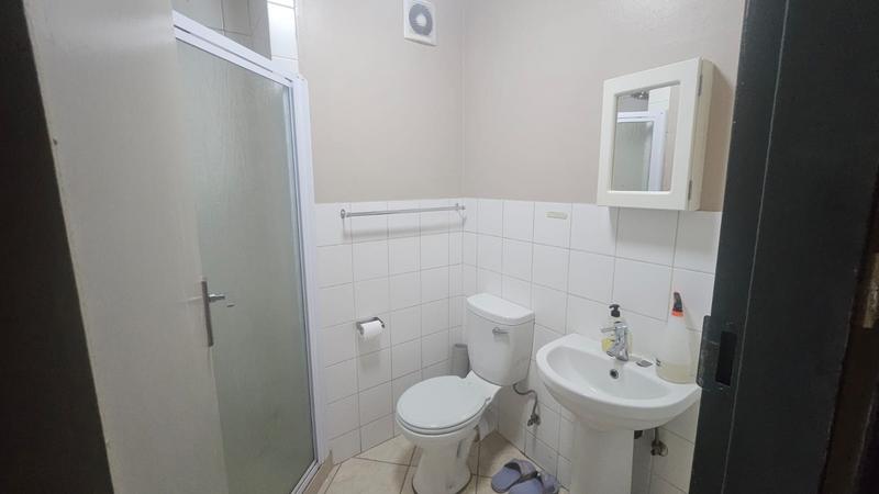 1 Bedroom Property for Sale in Witbank Ext 10 Mpumalanga