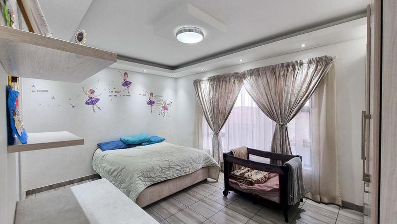5 Bedroom Property for Sale in Aerorand Mpumalanga