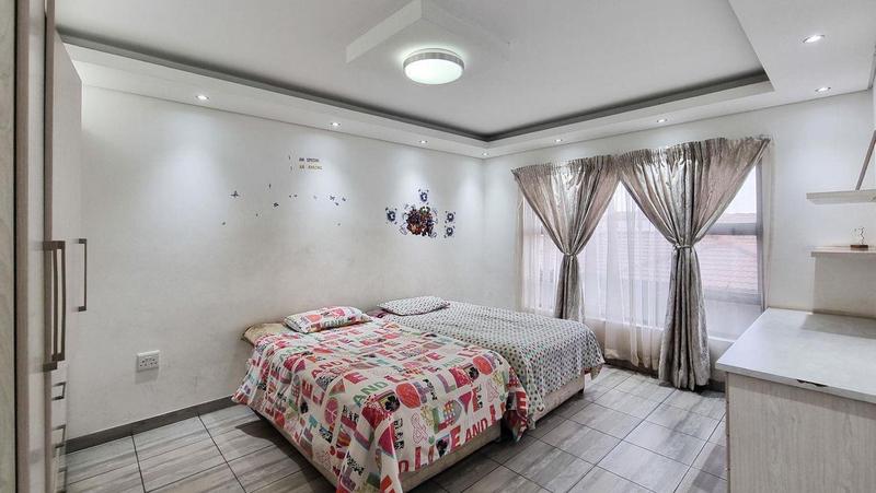 5 Bedroom Property for Sale in Aerorand Mpumalanga