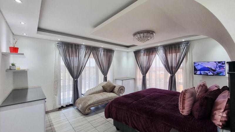 5 Bedroom Property for Sale in Aerorand Mpumalanga