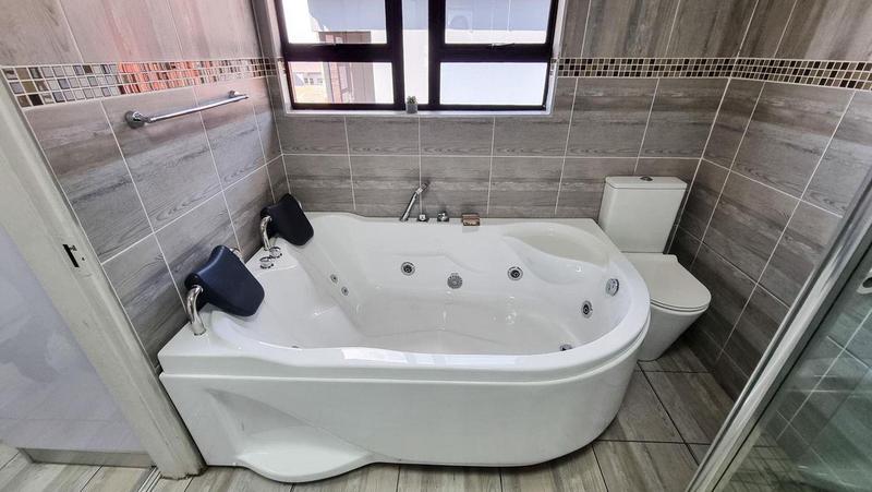 5 Bedroom Property for Sale in Aerorand Mpumalanga