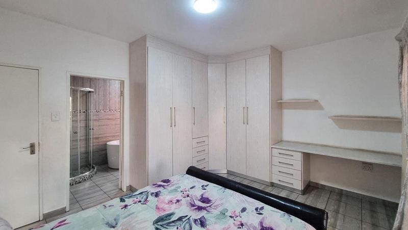 5 Bedroom Property for Sale in Aerorand Mpumalanga