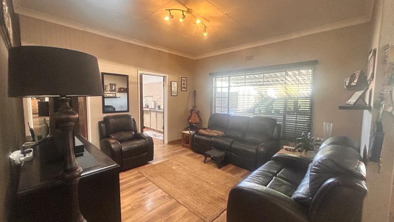 4 Bedroom Property for Sale in Kosmos Park Mpumalanga