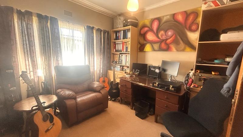 4 Bedroom Property for Sale in Kosmos Park Mpumalanga
