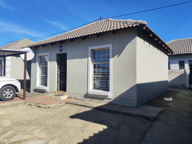 2 Bedroom Property for Sale in Ermelo Mpumalanga
